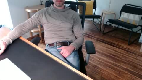 bisexy_man online show from 13, 4, 2026