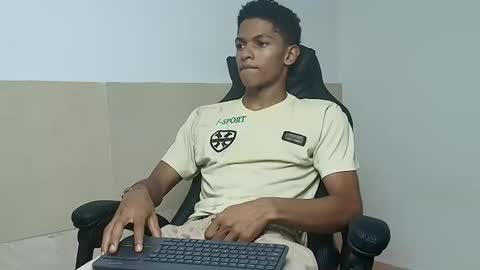 black__twink online show from 17, 3, 2026