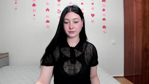 Snapshot of black_berry_bla_ck chatting on 5, 3, 2025 black_berry_bla_ck online show from 5, 3, 2025