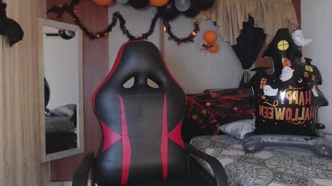 black_king_241 online show from 23, 10, 2025