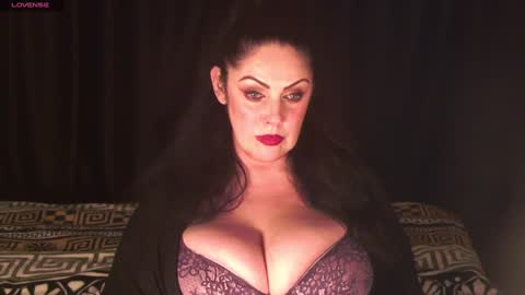 Snapshot of black_pearls chatting on 30, 1, 2025 Sarah online show from 30, 1, 2025