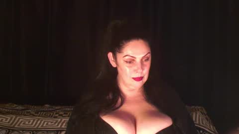 Snapshot of black_pearls chatting on 10, 10, 2025 Sarah online show from 10, 10, 2025