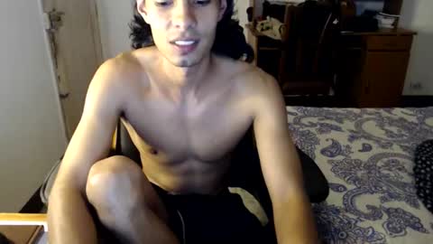 Snapshot of black_tenn chatting on 24, 10, 2025 black_tenn online show from 24, 10, 2025