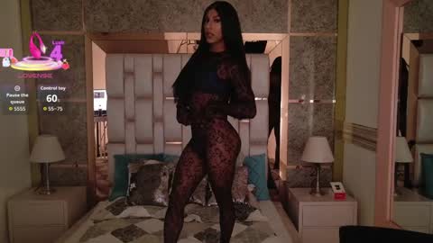 Nina online show from 12, 4, 2026