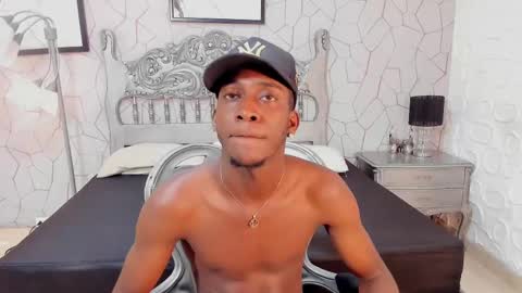 Snapshot of blackbiecock chatting on 28, 2, 2025 blackbiecock online show from 28, 2, 2025