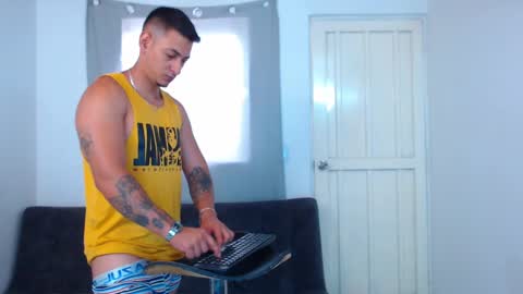 D MIKEL -- leving D online show from 9, 2, 2025