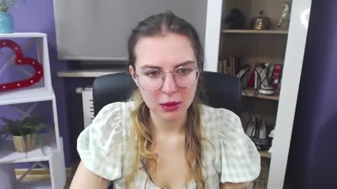 Snapshot of blackrosezoey chatting on 16, 12, 2024 Z O E Y online show from 16, 12, 2024