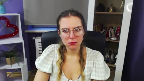 Snapshot of blackrosezoey chatting on 16, 12, 2024 Z O E Y online show from 16, 12, 2024