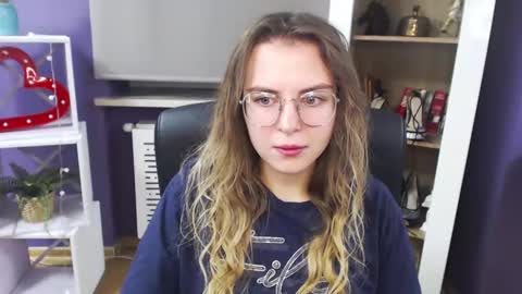 Snapshot of blackrosezoey chatting on 19, 12, 2024 Z O E Y online show from 19, 12, 2024
