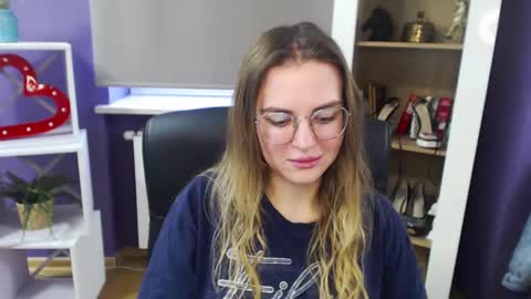 Snapshot of blackrosezoey chatting on 21, 12, 2024 Z O E Y online show from 21, 12, 2024