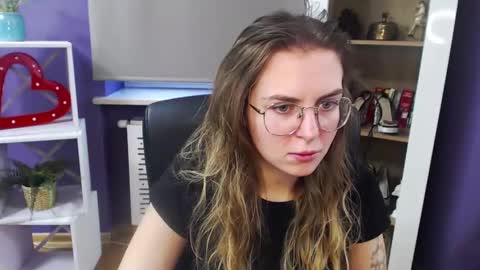 Snapshot of blackrosezoey chatting on 27, 12, 2024 Z O E Y online show from 27, 12, 2024