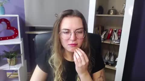 Snapshot of blackrosezoey chatting on 30, 12, 2024 Z O E Y online show from 30, 12, 2024