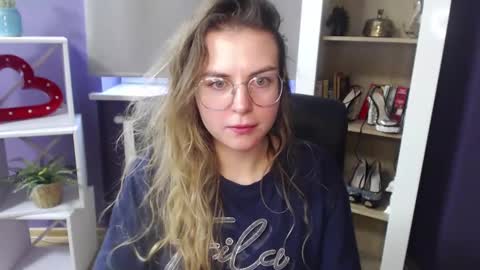 Snapshot of blackrosezoey chatting on 6, 1, 2025 Z O E Y online show from 6, 1, 2025