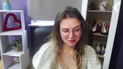 Snapshot of blackrosezoey chatting on 18, 2, 2025 Z O E Y online show from 18, 2, 2025