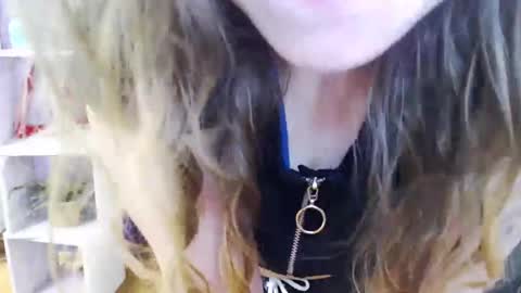 Snapshot of blackrosezoey chatting on 7, 3, 2025 Z O E Y online show from 7, 3, 2025