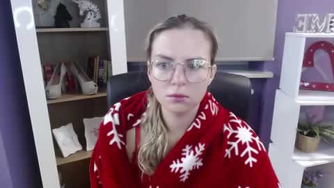 Snapshot of blackrosezoey chatting on 17, 9, 2025 Z O E Y online show from 17, 9, 2025