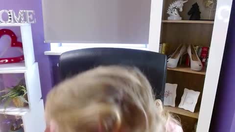 Z O E Y online show from 18, 2, 2026