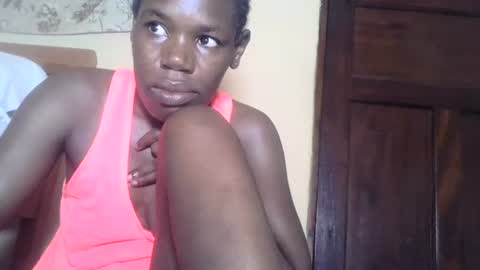 Snapshot of blacksexygal chatting on 27, 2, 2025 SARAH online show from 27, 2, 2025