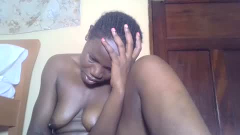 Snapshot of blacksexygal chatting on 28, 2, 2025 SARAH online show from 28, 2, 2025