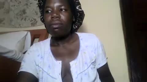 Snapshot of blacksexygal chatting on 11, 3, 2025 SARAH online show from 11, 3, 2025