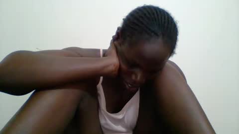 Snapshot of blacksexygal chatting on 12, 9, 2025 SARAH online show from 12, 9, 2025