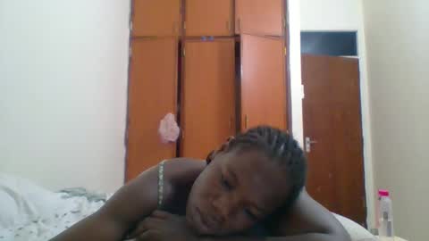 Snapshot of blacksexygal chatting on 21, 9, 2025 SARAH online show from 21, 9, 2025