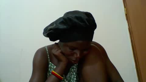 Snapshot of blacksexygal chatting on 20, 10, 2025 SARAH online show from 20, 10, 2025