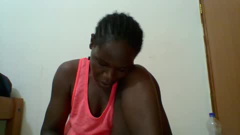 Snapshot of blacksexygal chatting on 2, 12, 2025 SARAH online show from 2, 12, 2025