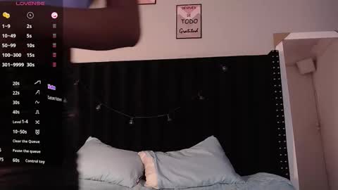 Tifffany bllom online show from 9, 9, 2025