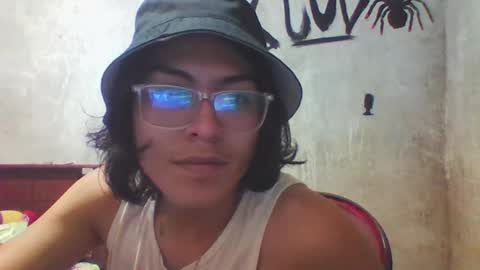 Snapshot of blade_sensual chatting on 6, 11, 2025 blade_sensual online show from 6, 11, 2025