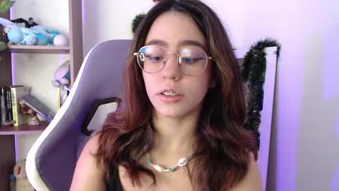 Snapshot of blairvicent chatting on 27, 12, 2024 online show from 27, 12, 2024