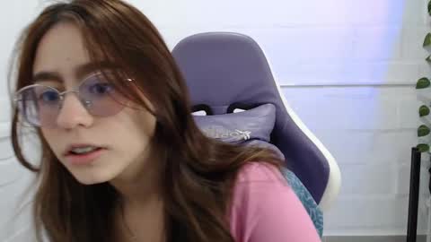 Snapshot of blairvicent chatting on 6, 10, 2025 online show from 6, 10, 2025