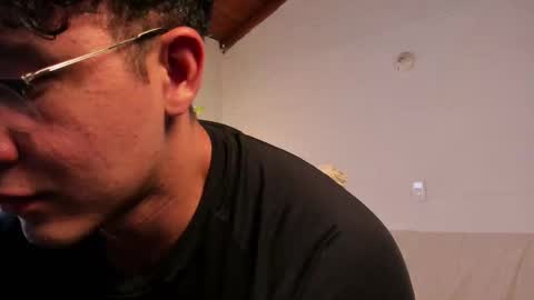 Blake Levi  Independent Model online show from 28, 2, 2025