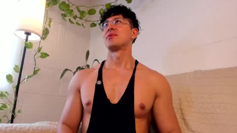 Snapshot of blake_levi chatting on 8, 5, 2026 Blake Levi Independent Model online show from 8, 5, 2026