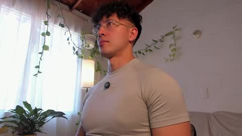 Snapshot of blake_levi chatting on 22, 5, 2026 Blake Levi Independent Model online show from 22, 5, 2026