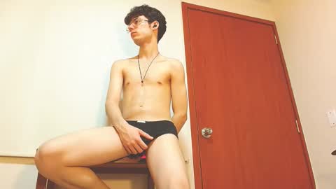 Snapshot of blakeshatter chatting on 1, 2, 2025 blakeshatter online show from 1, 2, 2025