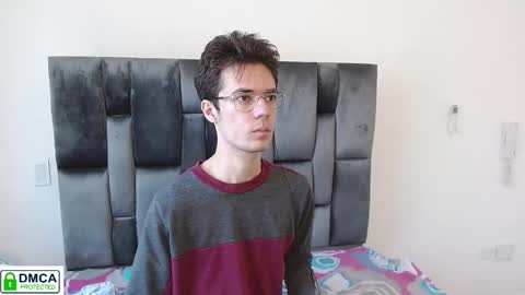 Snapshot of blakeshatter chatting on 17, 11, 2025 blakeshatter online show from 17, 11, 2025