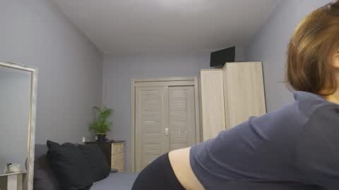 Snapshot of blearalin chatting on 28, 10, 2025 blearalin online show from 28, 10, 2025