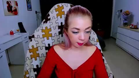 Snapshot of blinkofeyes chatting on 7, 2, 2025 Nicole online show from 7, 2, 2025