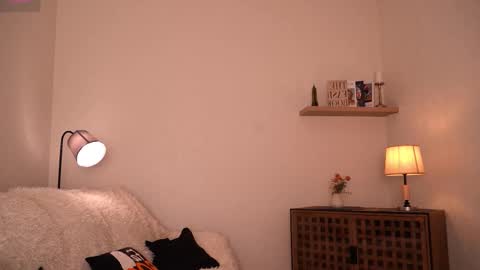 Scarlett NEXT LIVE  5AM gmt online show from 15, 11, 2025