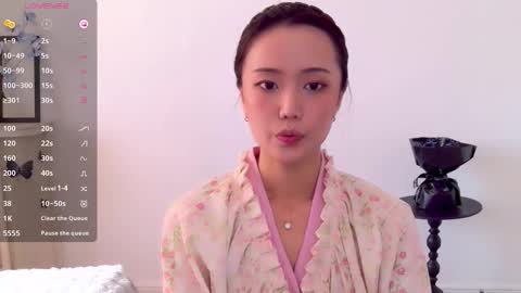 YoYo online show from 19, 11, 2025