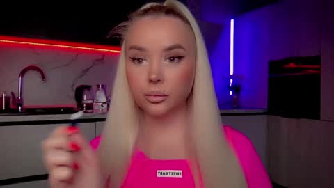 Lana online show from 11, 1, 2025