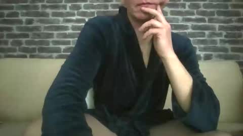 Snapshot of blondapollonl chatting on 3, 12, 2025 Apollo online show from 3, 12, 2025