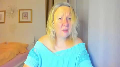 Nicole online show from 30, 12, 2024