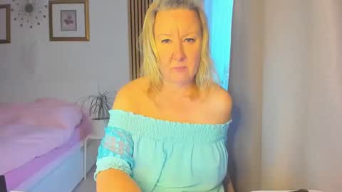 Nicole online show from 14, 1, 2025