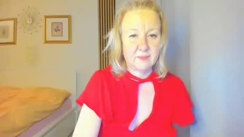 Nicole online show from 6, 2, 2025