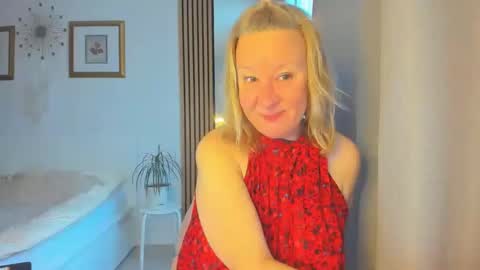 Nicole online show from 11, 3, 2025