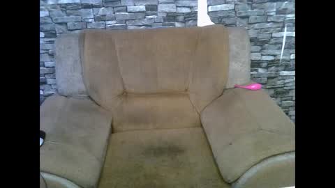 blonde_creamy online show from 2, 4, 2026