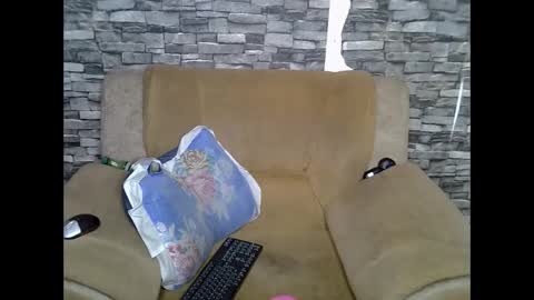 blonde_creamy online show from 22, 4, 2026