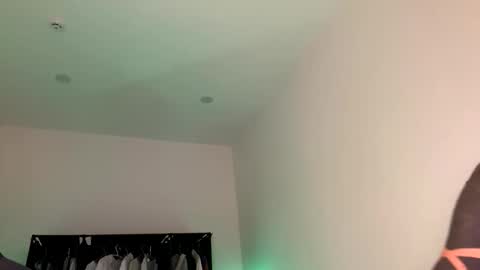 blonde_fuck_couple online show from 5, 6, 2026
